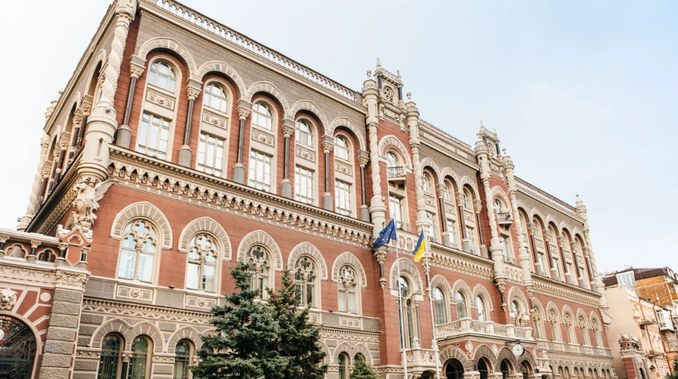 В Україні вводять банкноту 2000 гривень В Україні вводять банкноту 2000 гривень